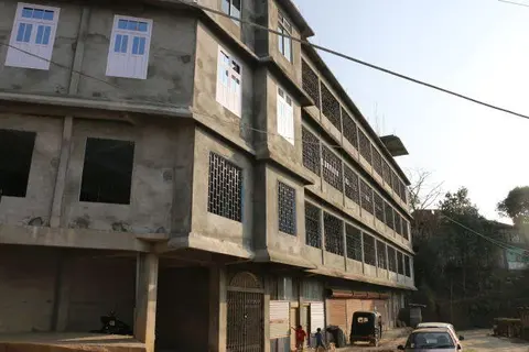 Lorrain English School - Side view